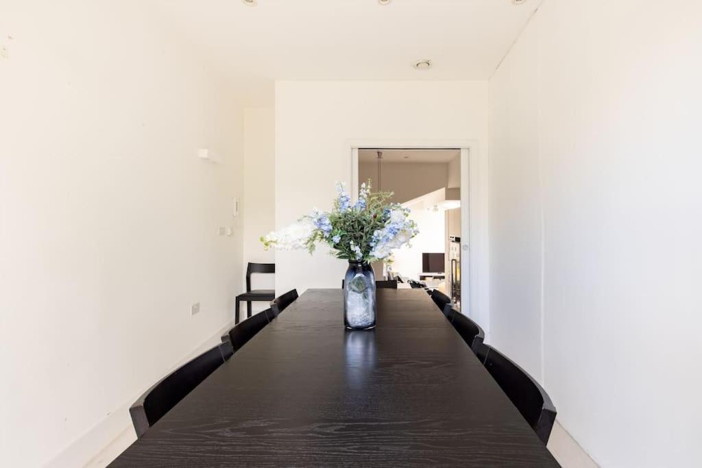 Modern 3 Bedroom Townhouse By Wild Roses Feriehus *