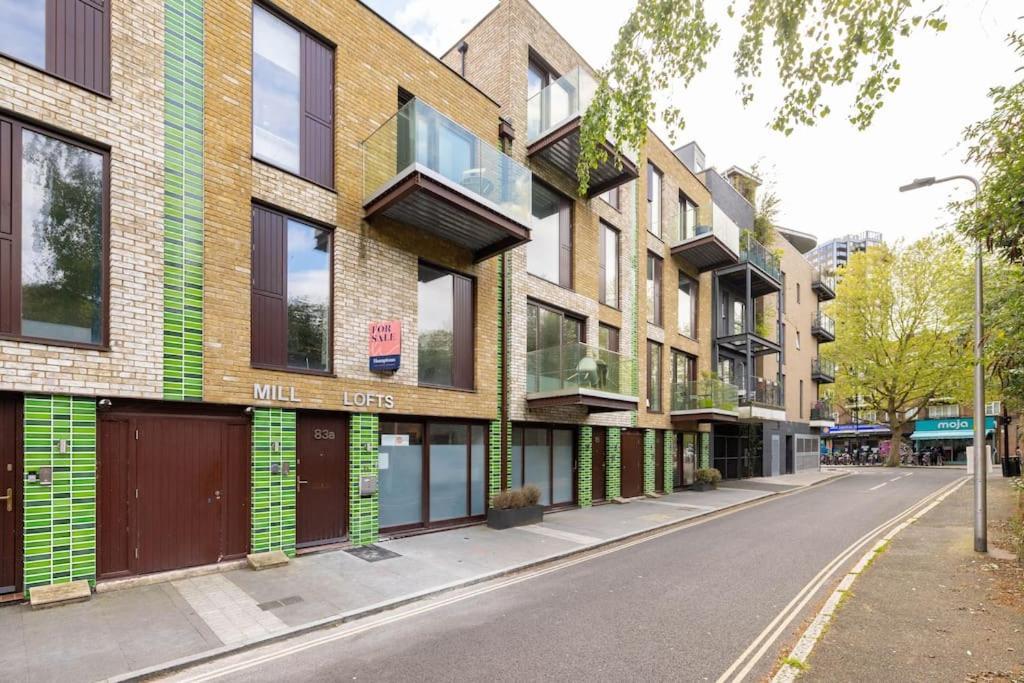 Feriehus Modern 3 Bedroom Townhouse By Wild Roses London