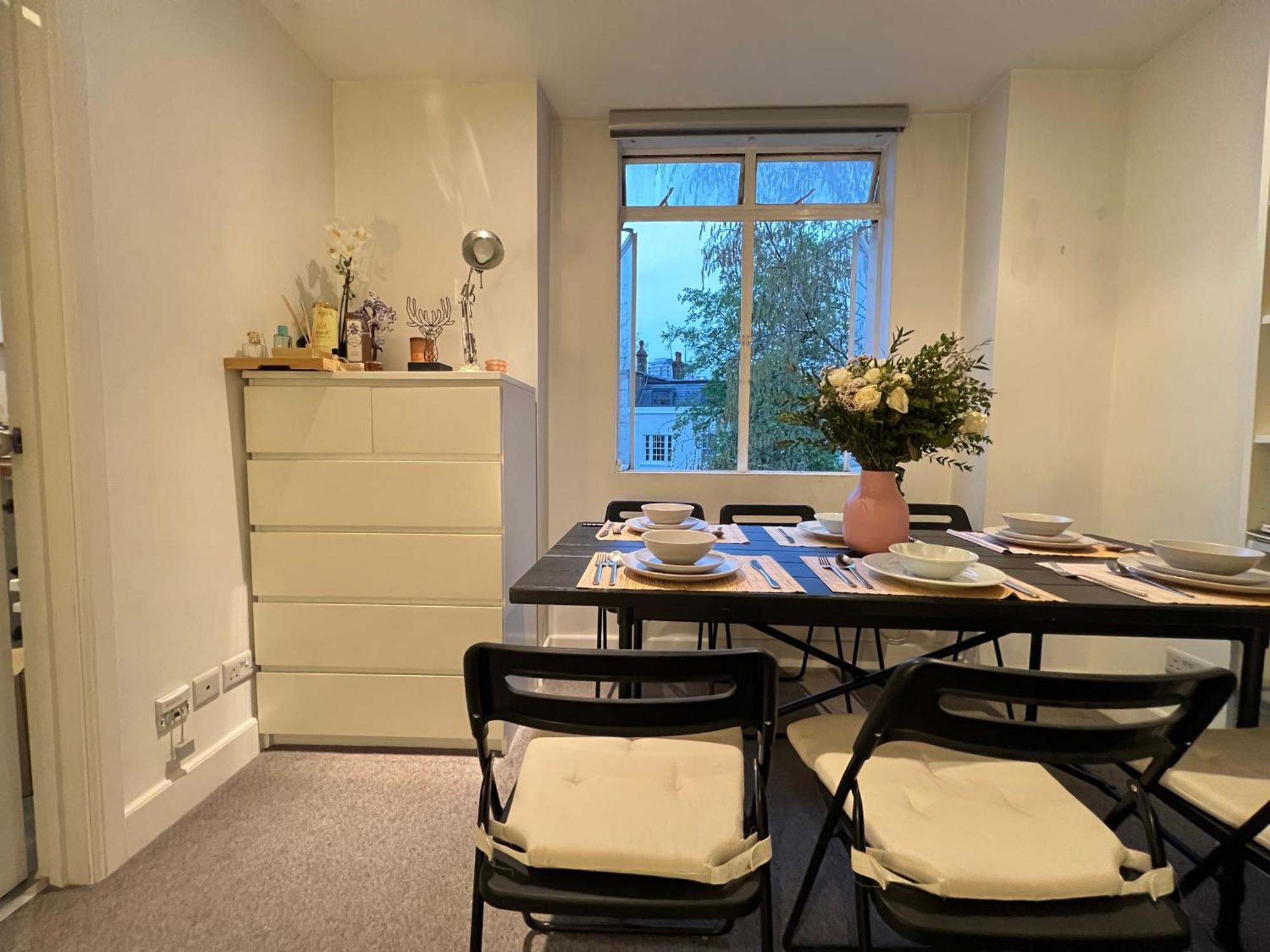 Leilighet Cozy Flat - 10 Mins From Paddington & Hyde Park