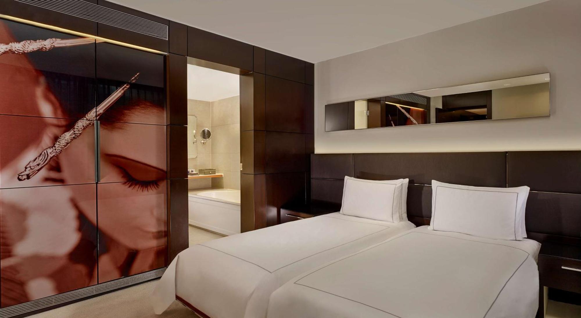 Hotel Park Plaza Westminster Bridge 4*