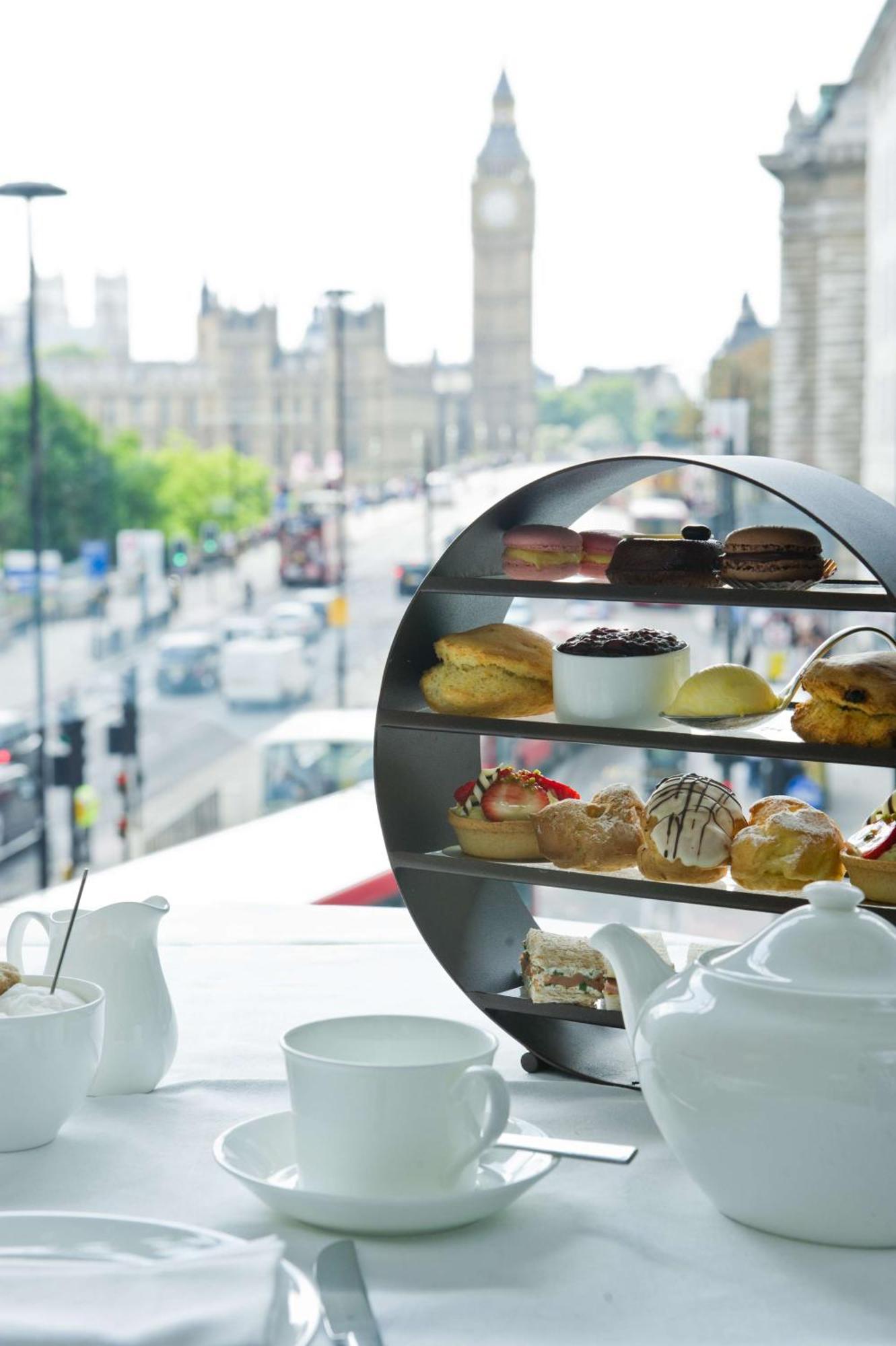 Park Plaza Westminster Bridge 4*