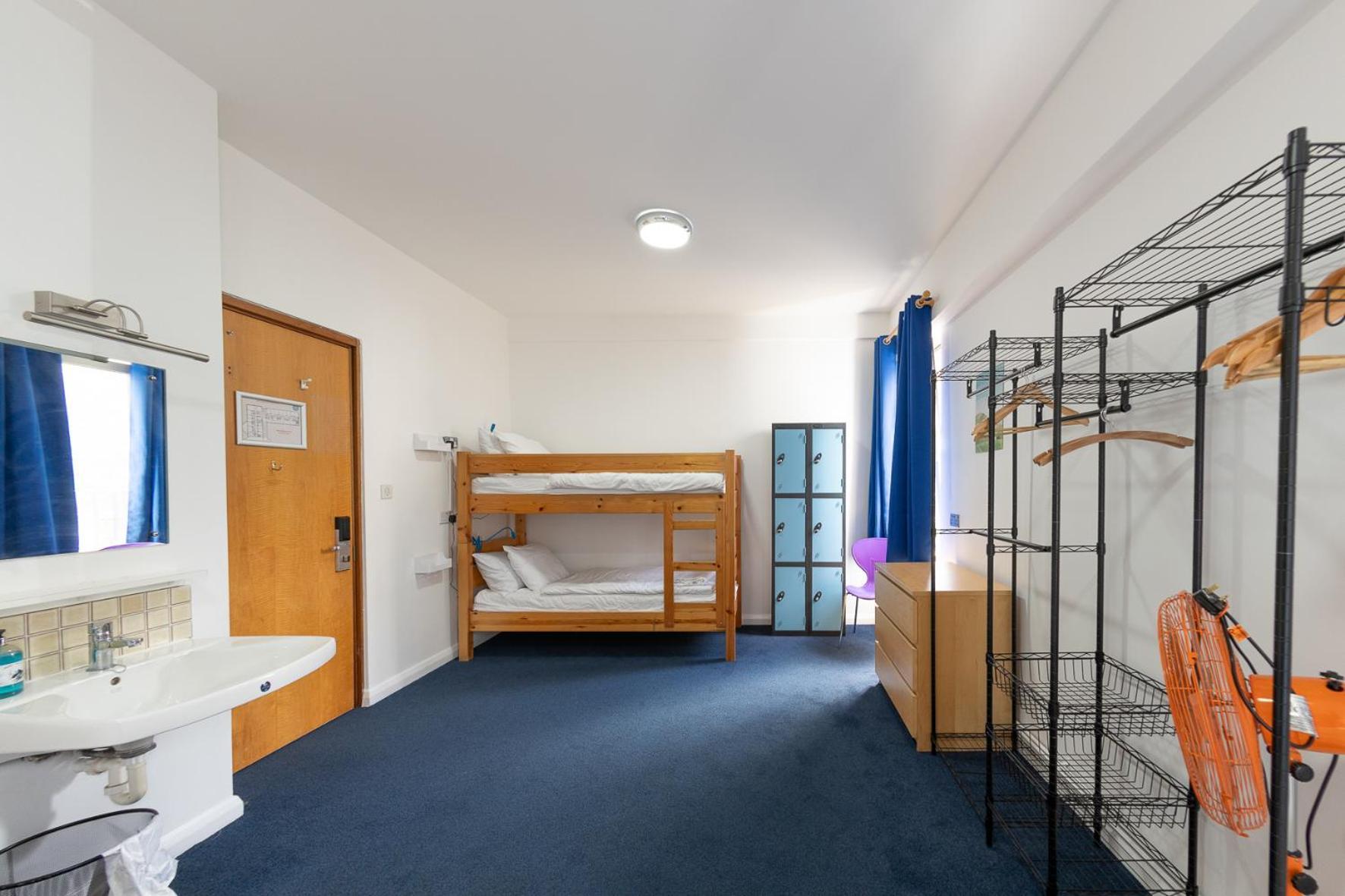 Auberge de jeunesse Pax *