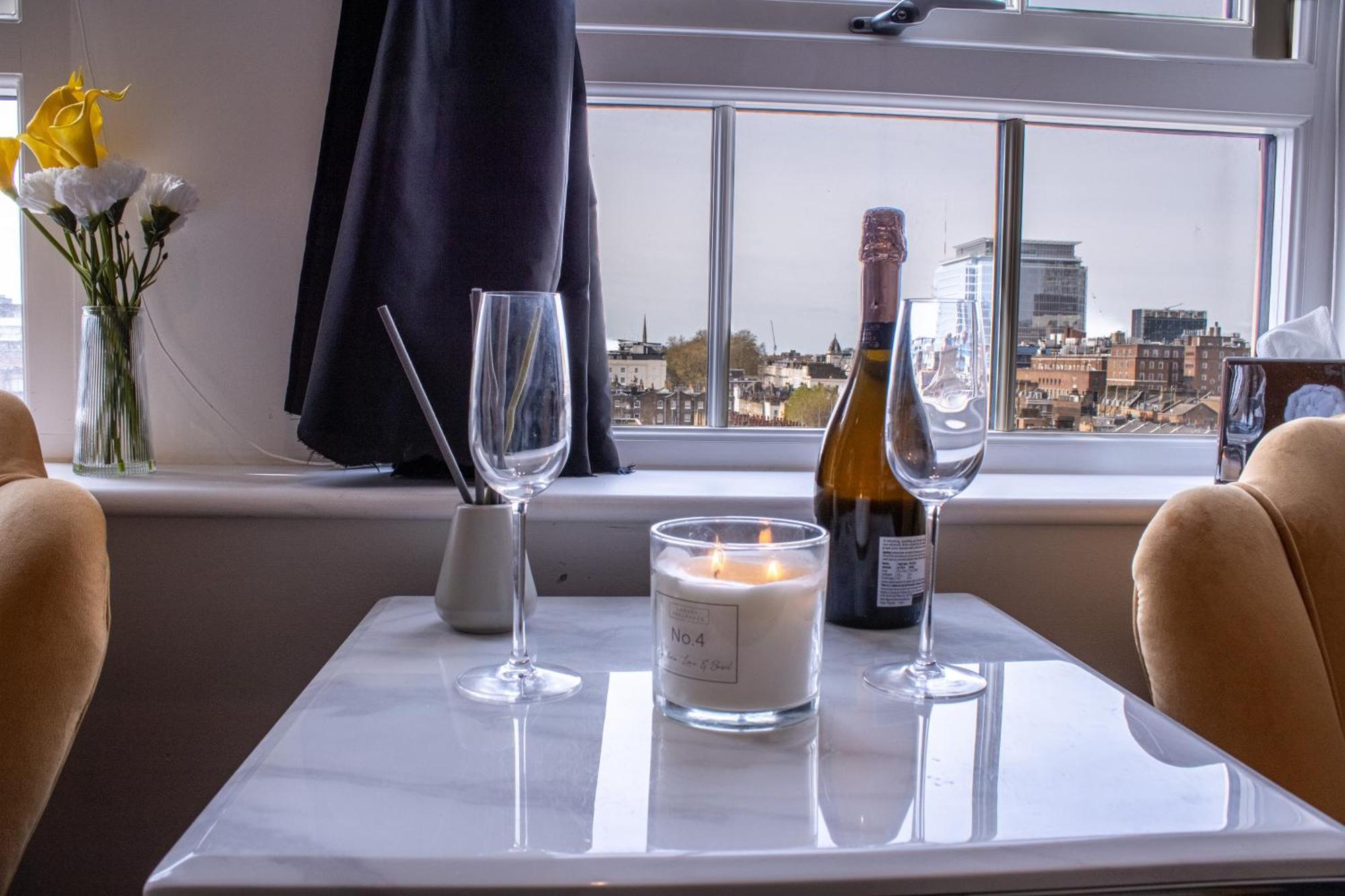 Luxurious 1-bedroom Penthouse In Marble Arch 71 Appartement Londen