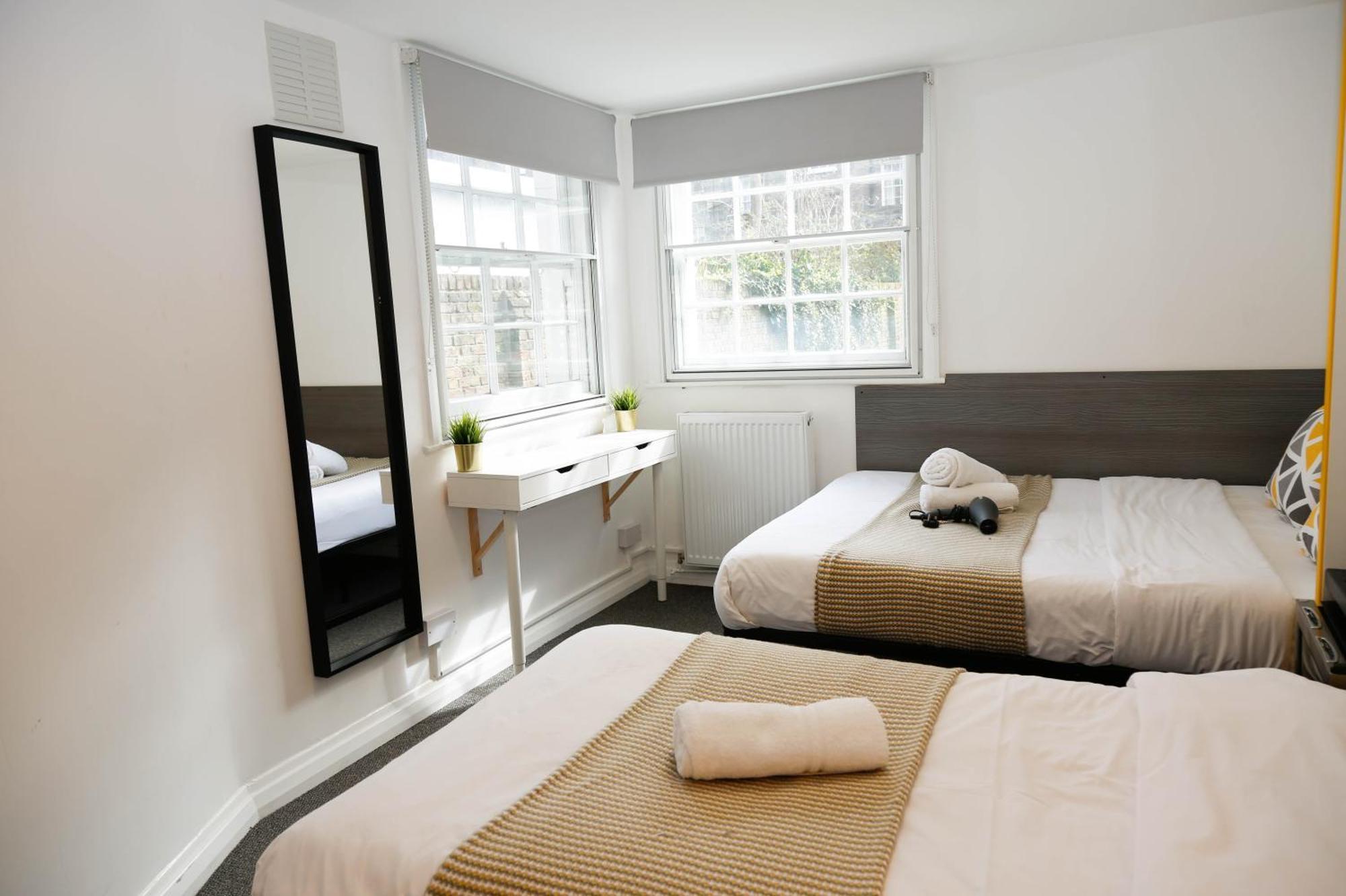 Stylish 1-minute Walk To Camden Town Metro, Shops, Cafes, Bars & Restaurants With Shared Bathrooms *