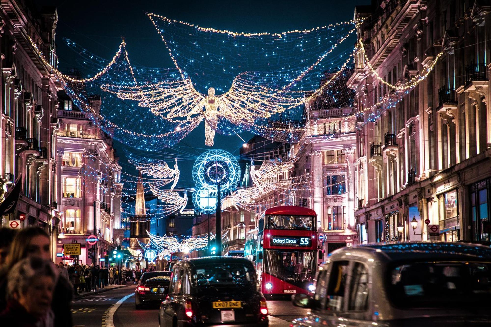 Stylish 1-minute Walk To Camden Town Metro, Shops, Cafes, Bars & Restaurants With Shared Bathrooms Rum i privatbostad