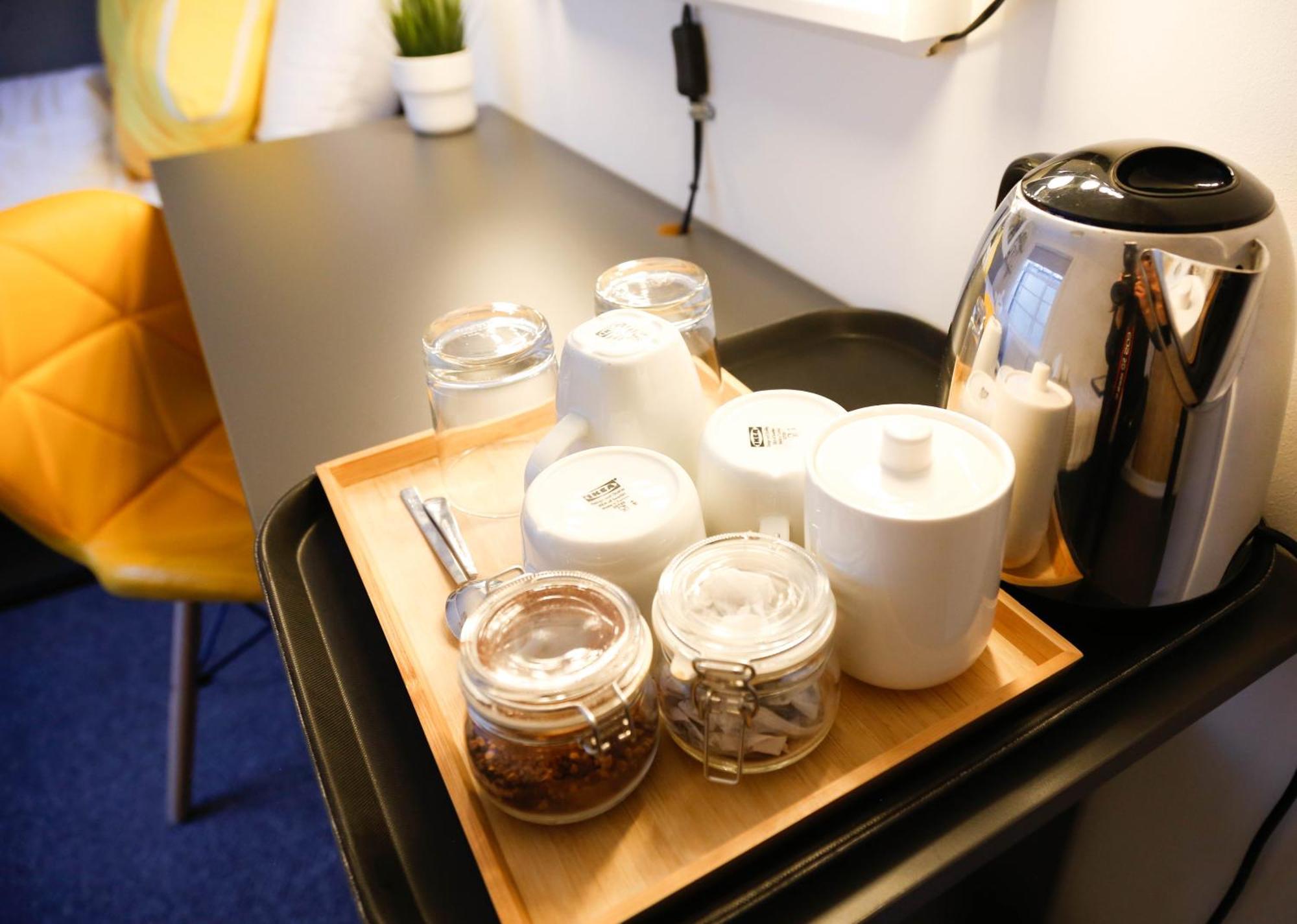 Stylish 1-minute Walk To Camden Town Metro, Shops, Cafes, Bars & Restaurants With Shared Bathrooms Rum i privatbostad *