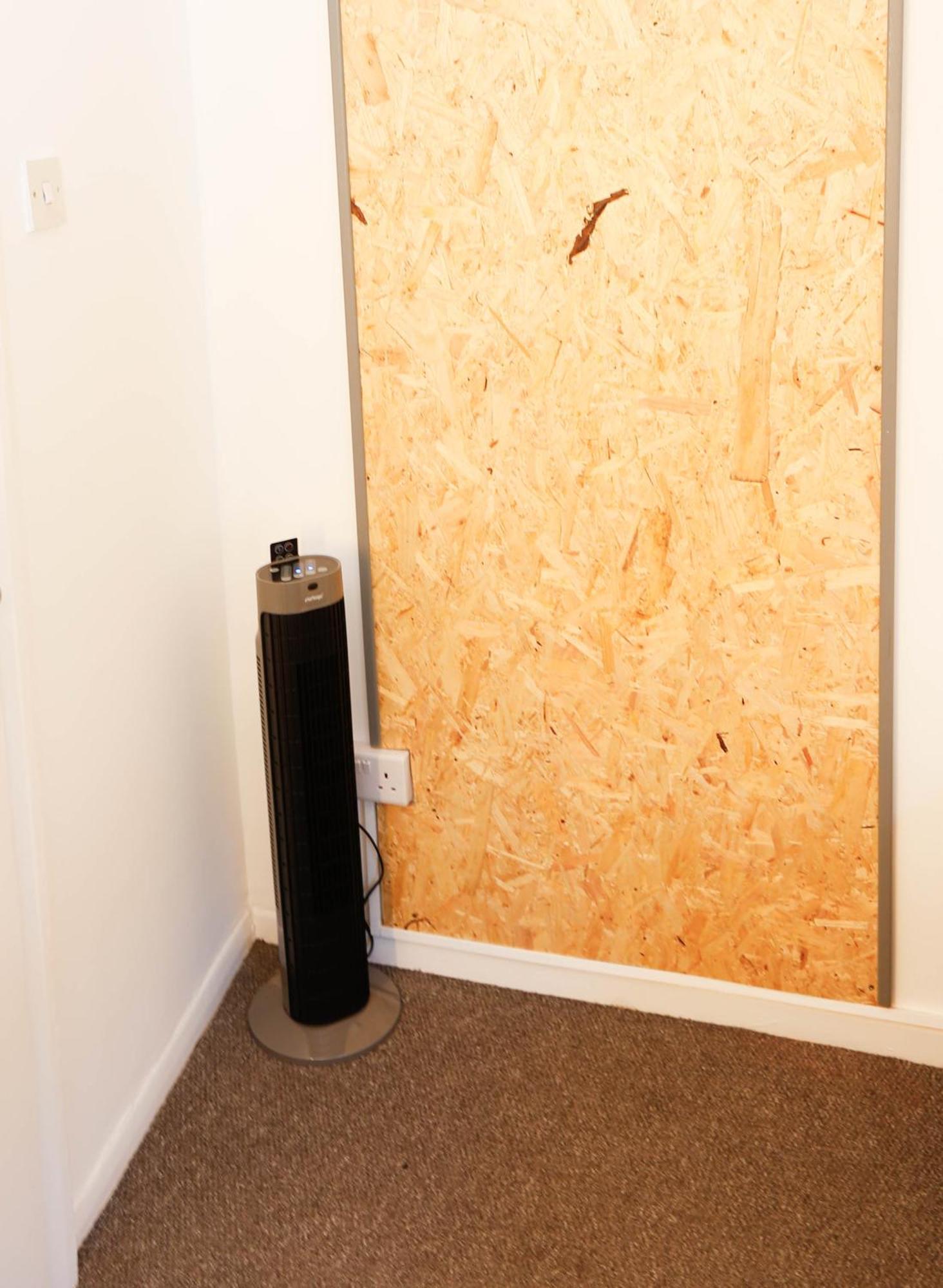 Stylish 1-minute Walk To Camden Town Metro, Shops, Cafes, Bars & Restaurants With Shared Bathrooms Rum i privatbostad