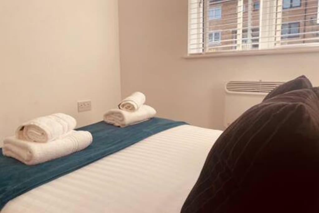 Modern 1 Bed Flat In Hackney With Parking Appartamento Londra