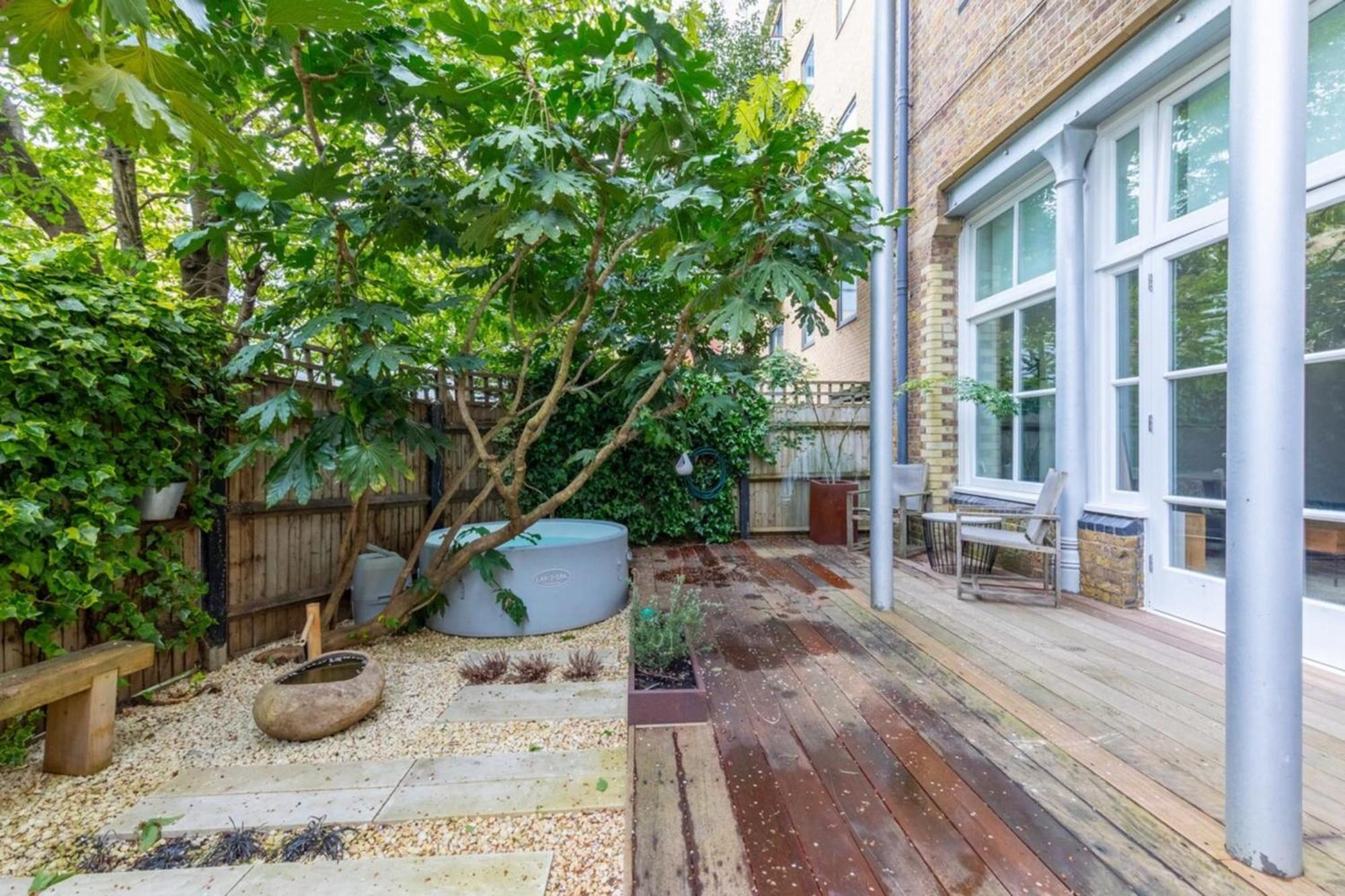 Chic 1bd Maisonette Whot Tub King's Cross! * London