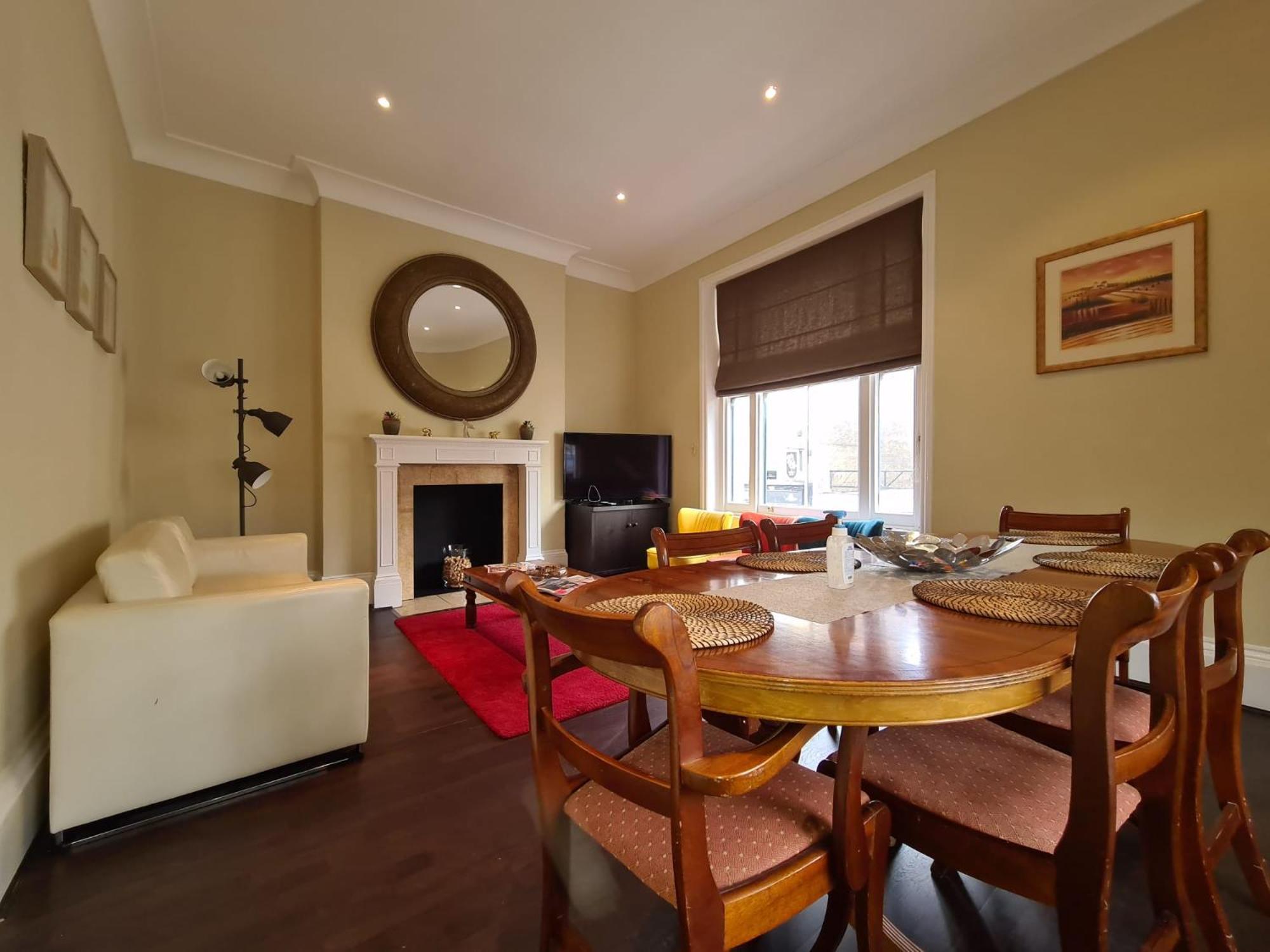 Modern And Spacious In South Kensington Appartement *