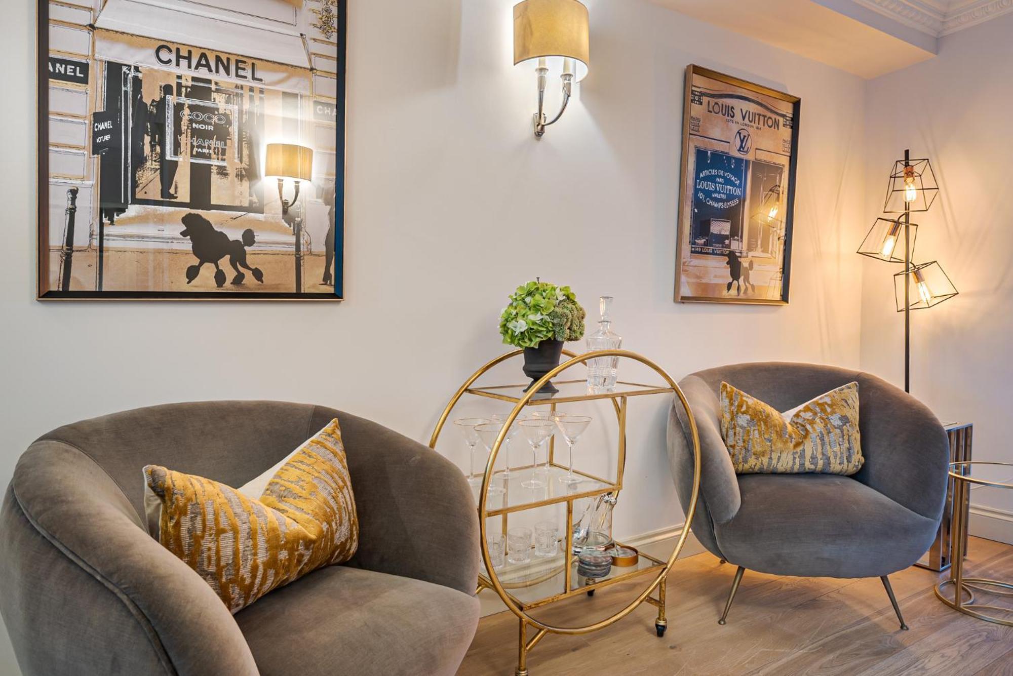 Lägenhet Modern 3 Bedroom Luxury House With Garage In London