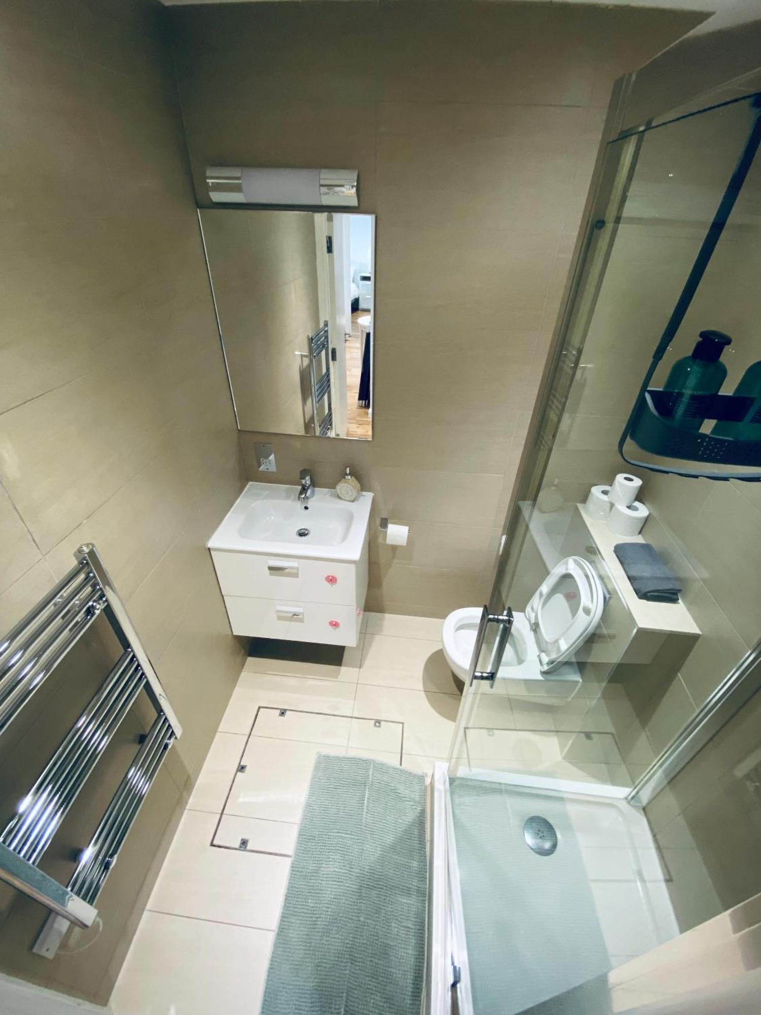 Leilighet 2 Bedroom Flat - 2 Bath - 15 Min Camden Town