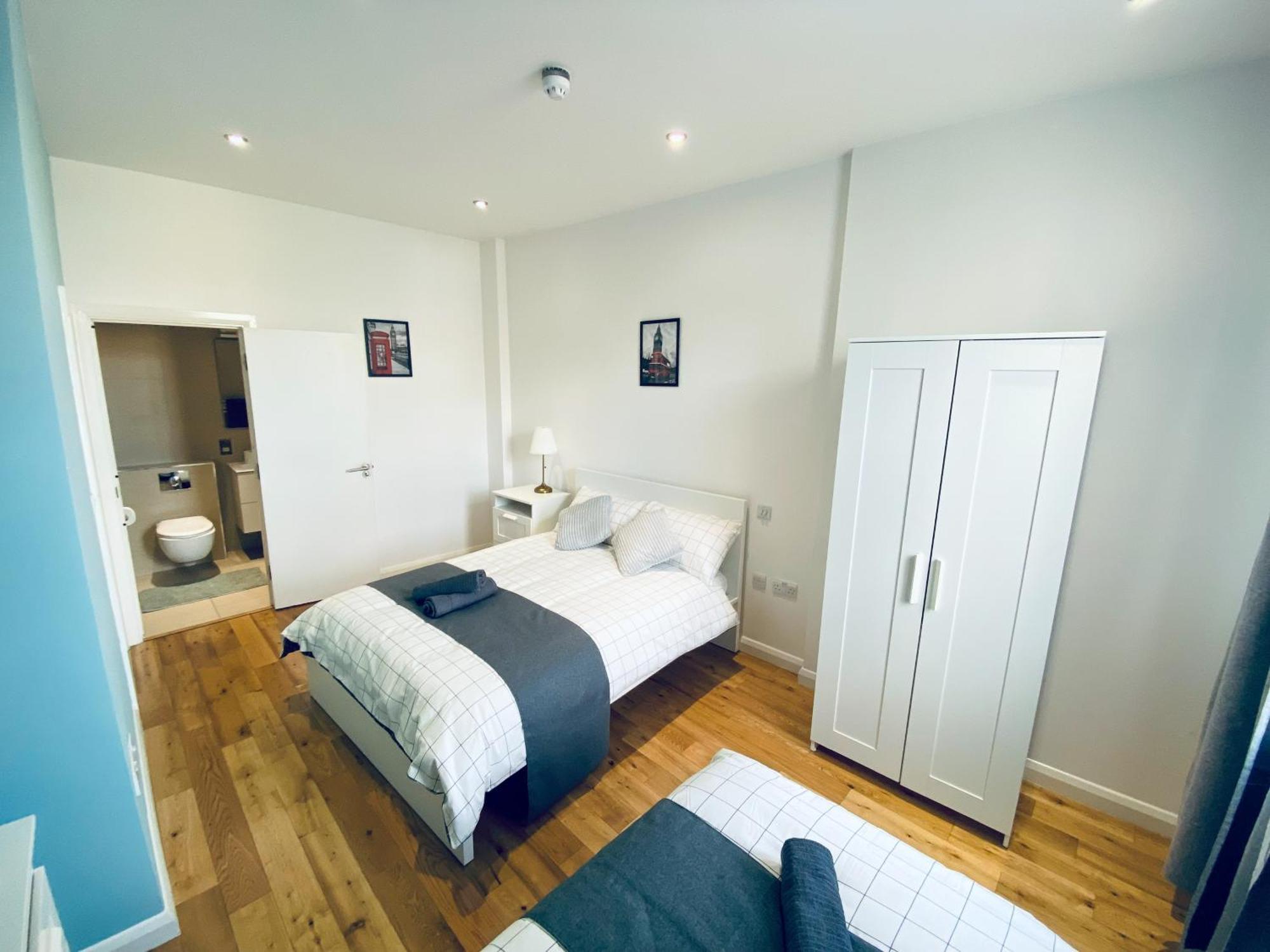 2 Bedroom Flat - 2 Bath - 15 Min Camden Town Leilighet London
