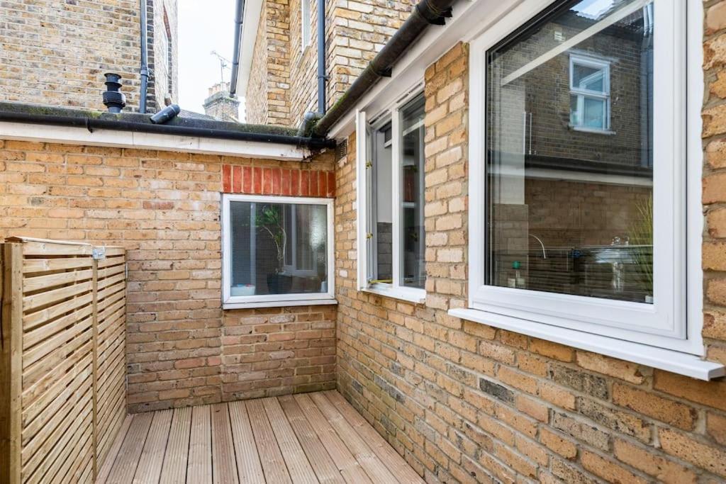 Ferienhaus 2bd Mews House, Wanstead
