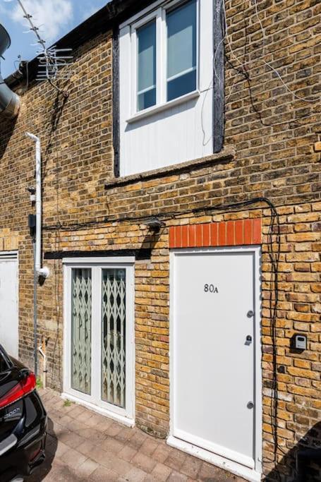 2bd Mews House, Wanstead Ferienhaus London