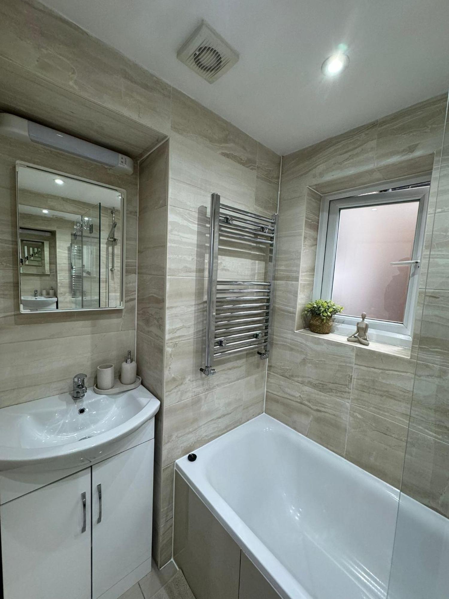 2 Double Bedroom Garden Flat In Acton,london * Londres