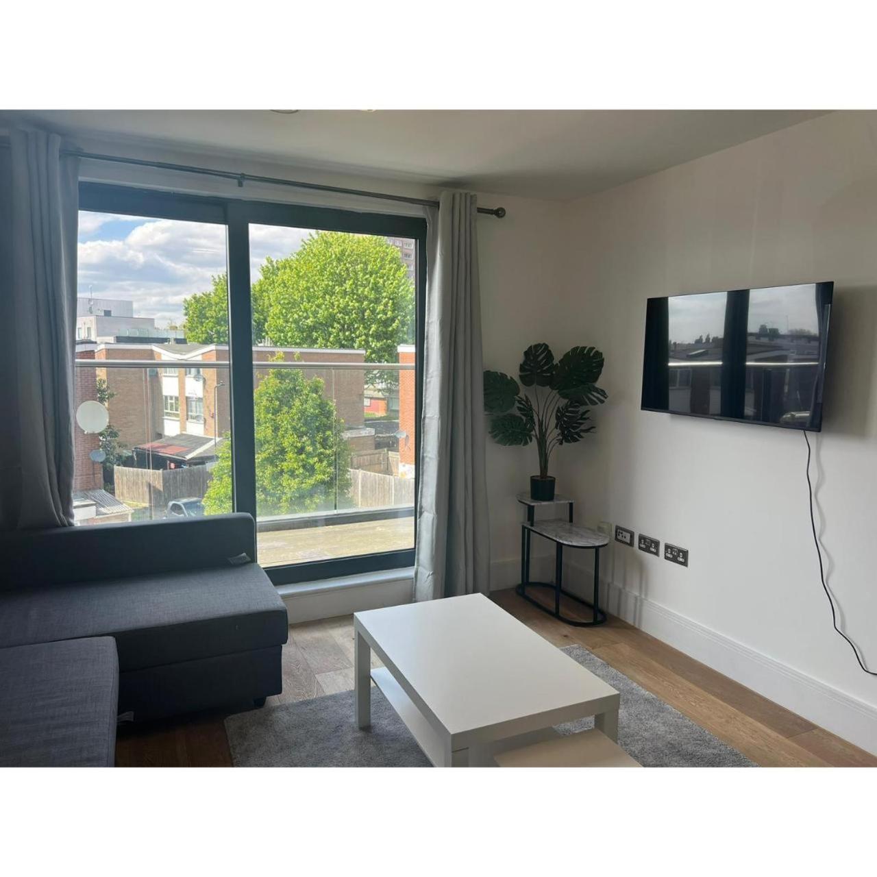 Apartment Spacious 1 Bedroom Flat In Kilburn Park F55