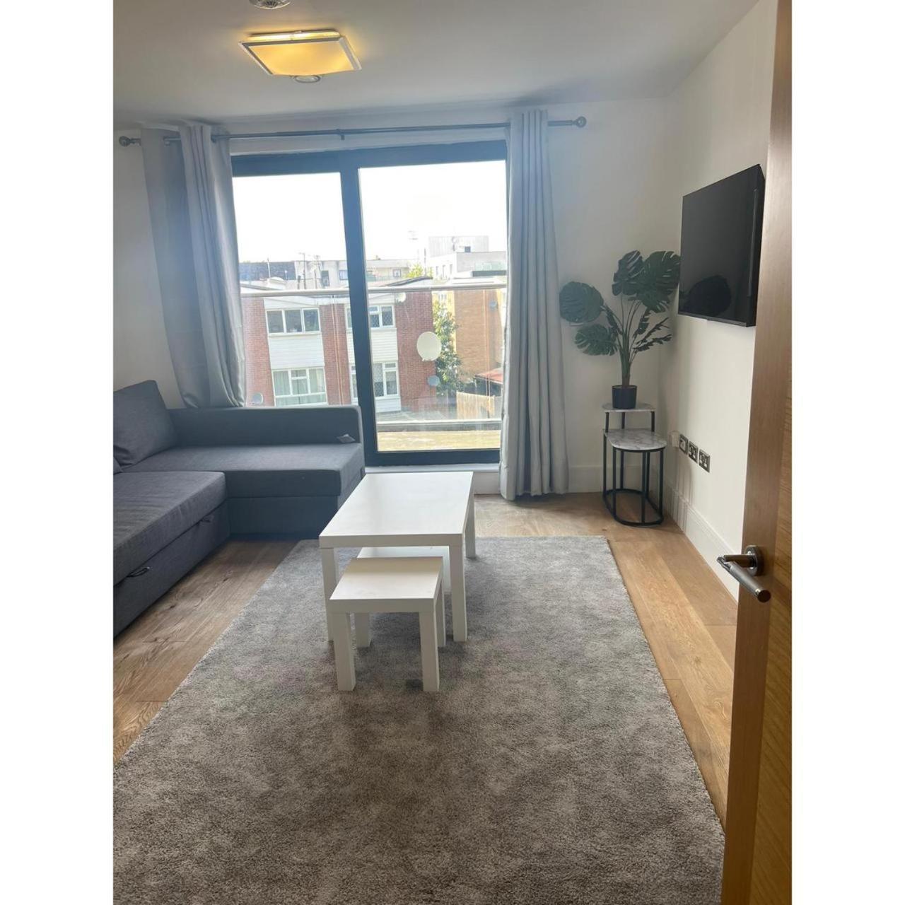 Apartment Spacious 1 Bedroom Flat In Kilburn Park F55 London