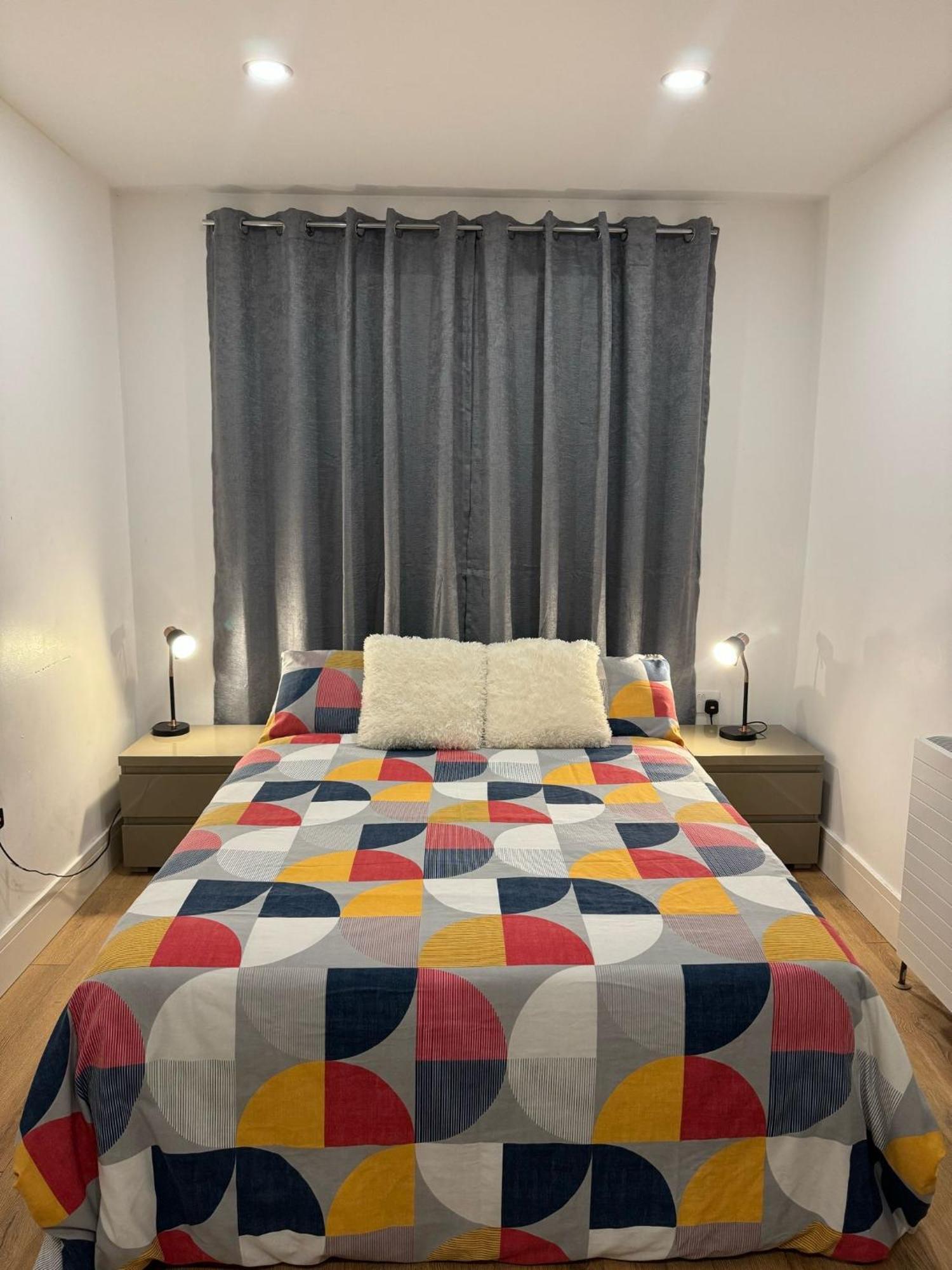 Apartment King Azim Court
