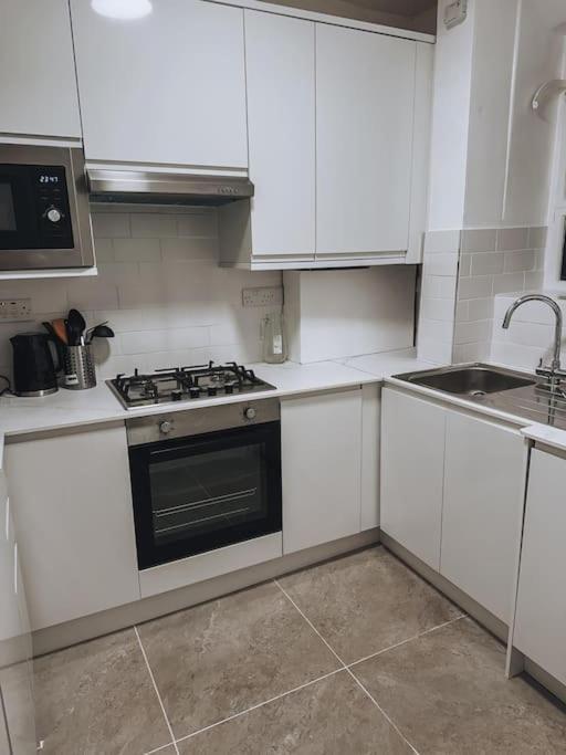 Modern Flat In * Londres