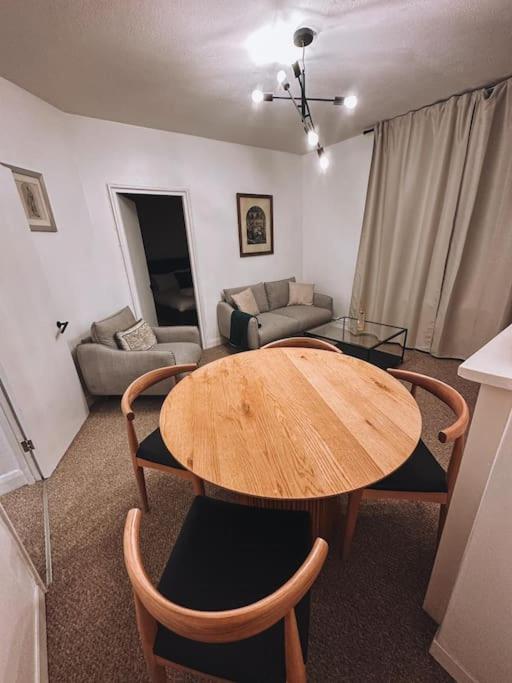 Modern Flat In