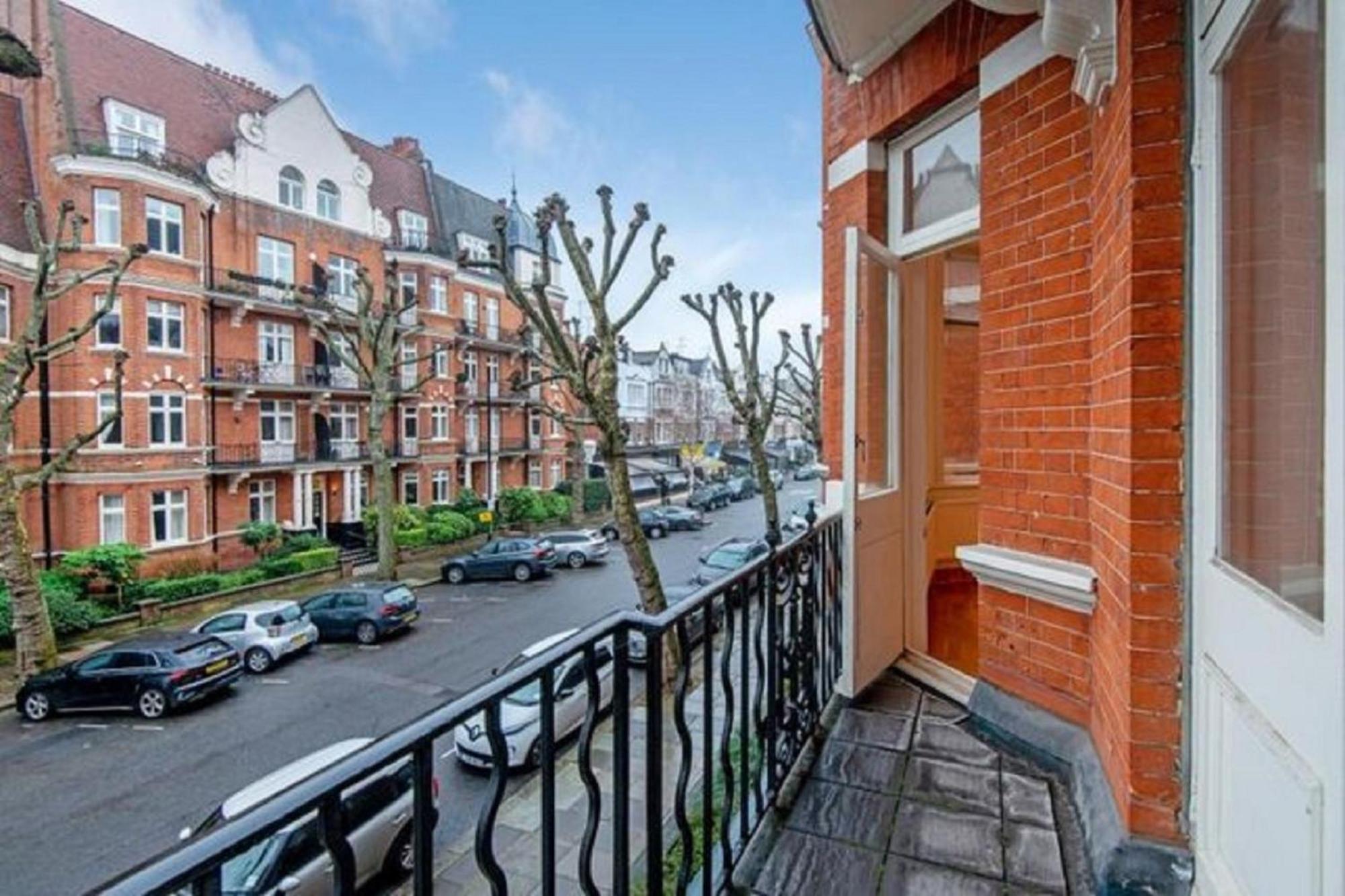 Hyde Park, Oxford Street, Paddington, Beautiful 3 Bedrooms,balcony, 2 Bath, Mansion Block, Maida Vale, W9 Nw8 Lords Cricket Lägenhet London