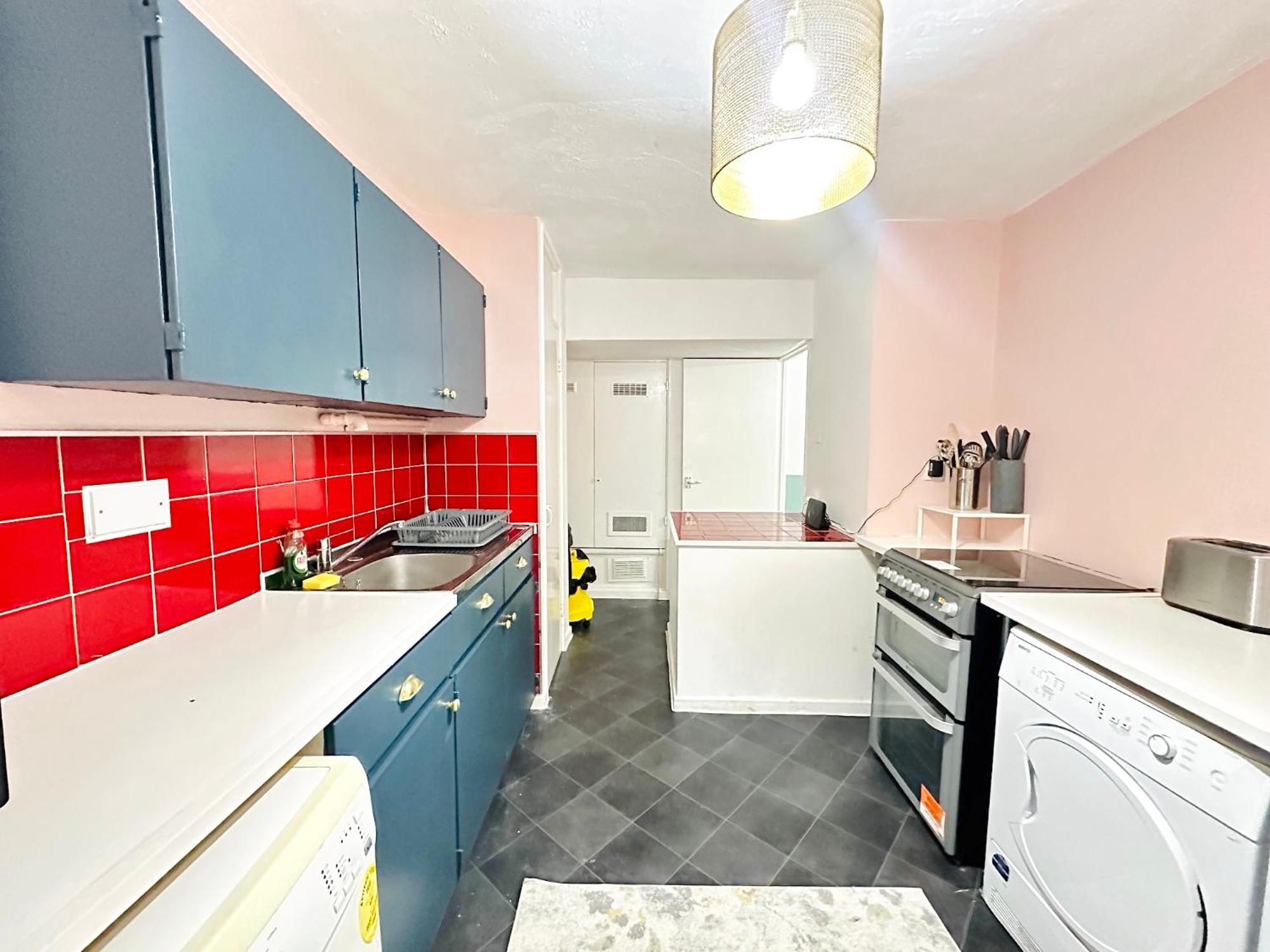 K Paddington 3 Bedroom Renovated Recently * London