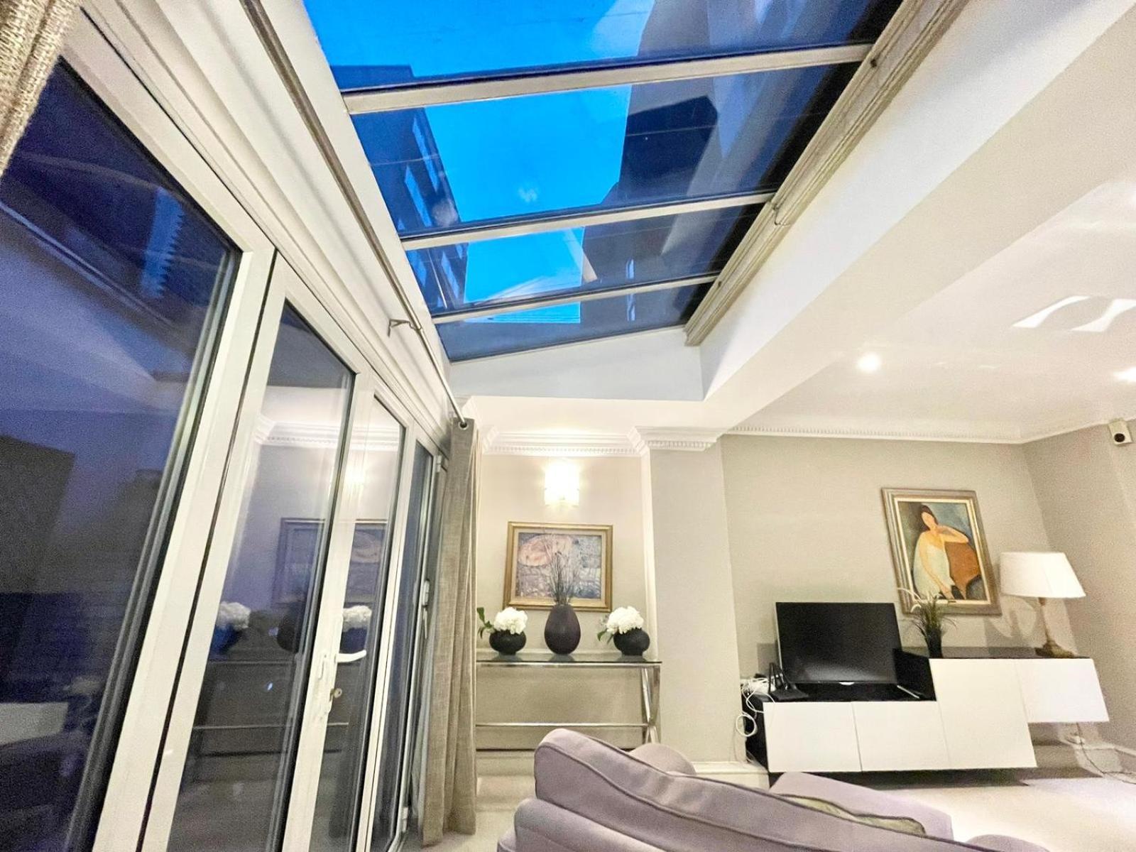 Lejlighed Mayfair 2 Bedroom With Large Private Terrace *