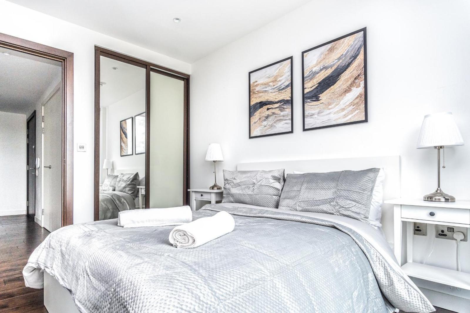 Stunning 2 Bedroom In Tower Hill London