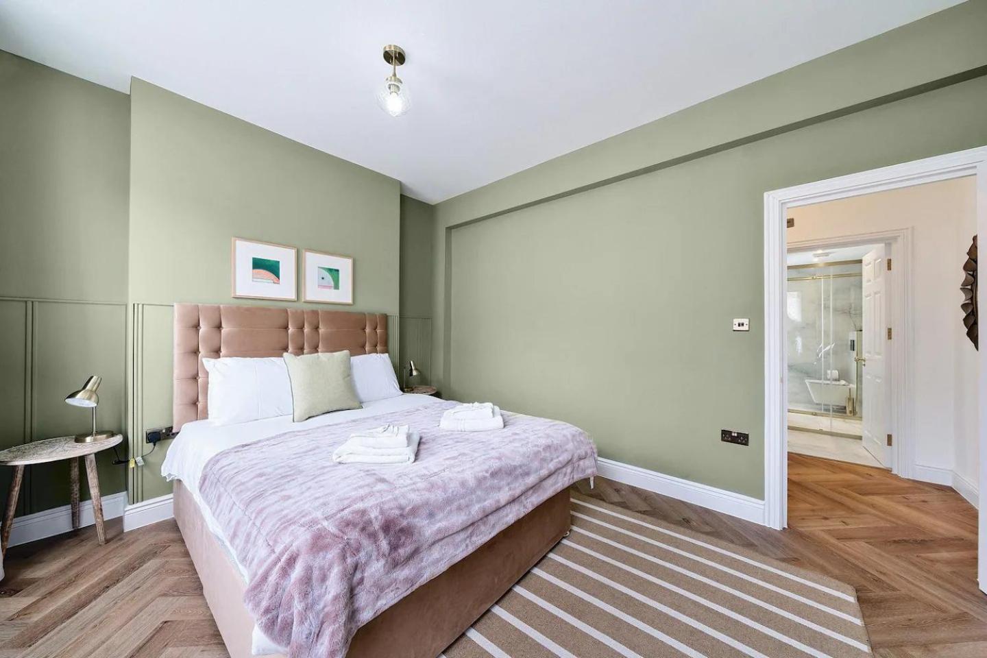 Pass The Keys Exclusive Townhouse W Terrace Holiday home London