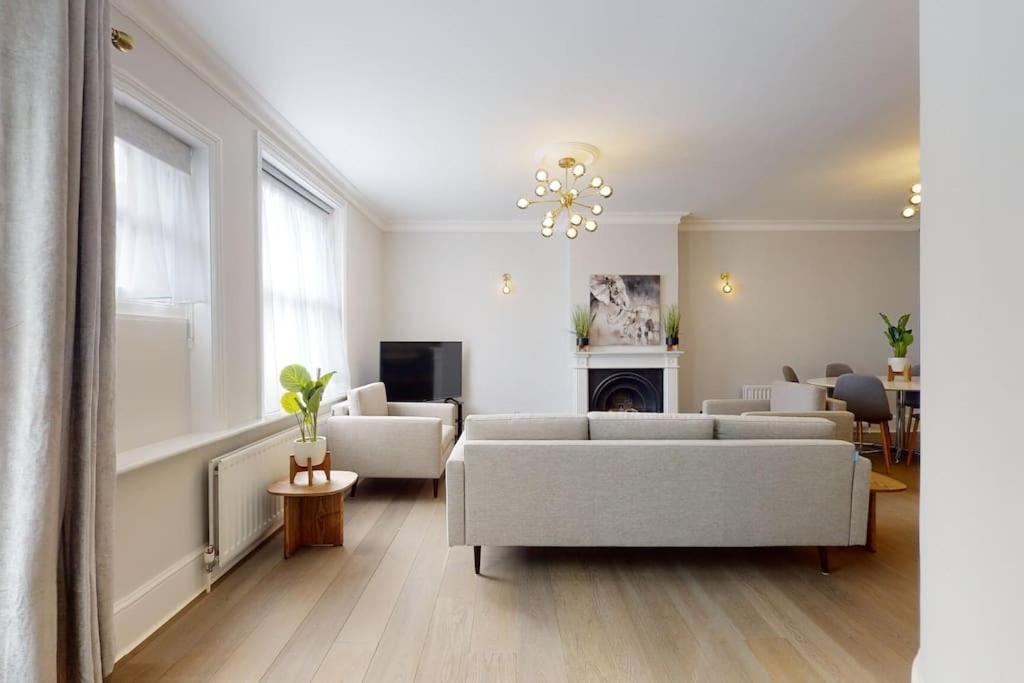 Amazing Newly Refurbished Mews House In W1 Appartement