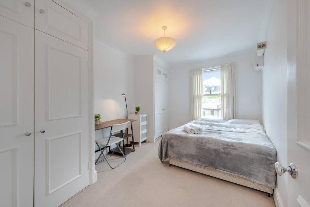 Apartment Cosy 2 Bed In Kensington Olympia London