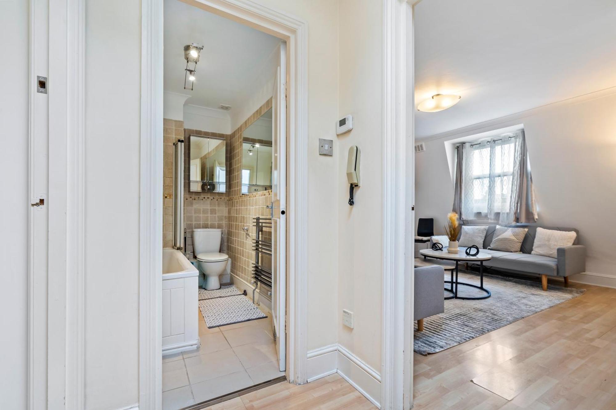 Maida Vale 2 Bedroom Flat London