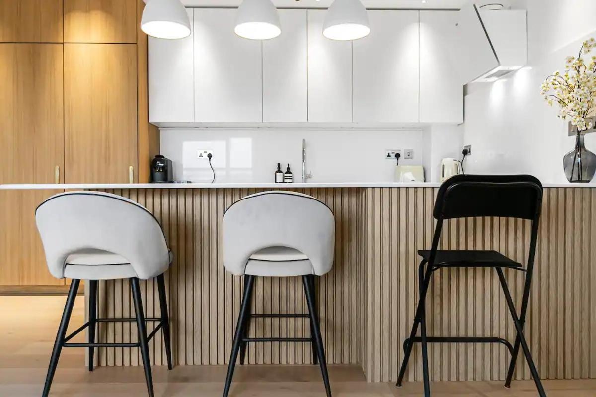 Luxury Flat With View Battersea Pass The Keys Londen