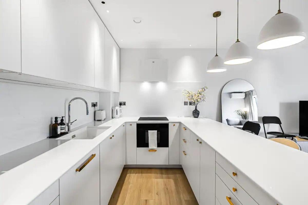 Luxury Flat With View Battersea Pass The Keys Appartement *