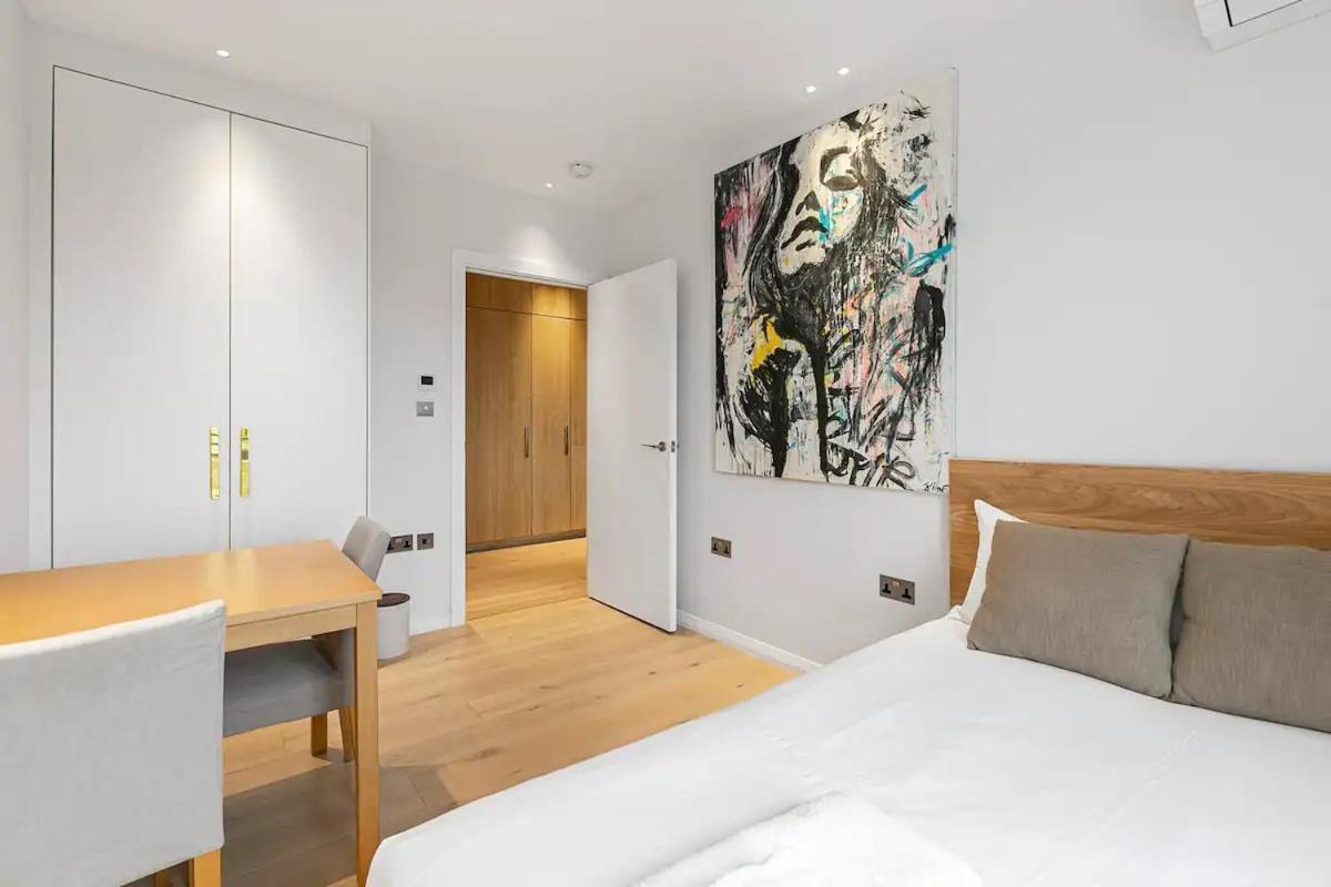 Luxury Flat With View Battersea Pass The Keys Appartement Londen