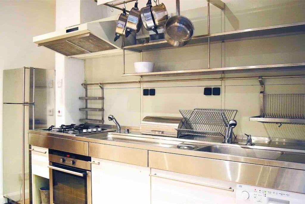 Eclectic Family In The Heart Of Notting Hill * Londra