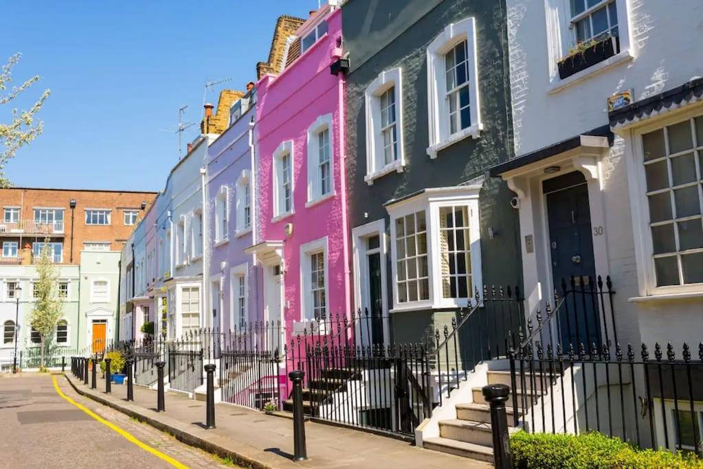Eclectic Family In The Heart Of Notting Hill Londra