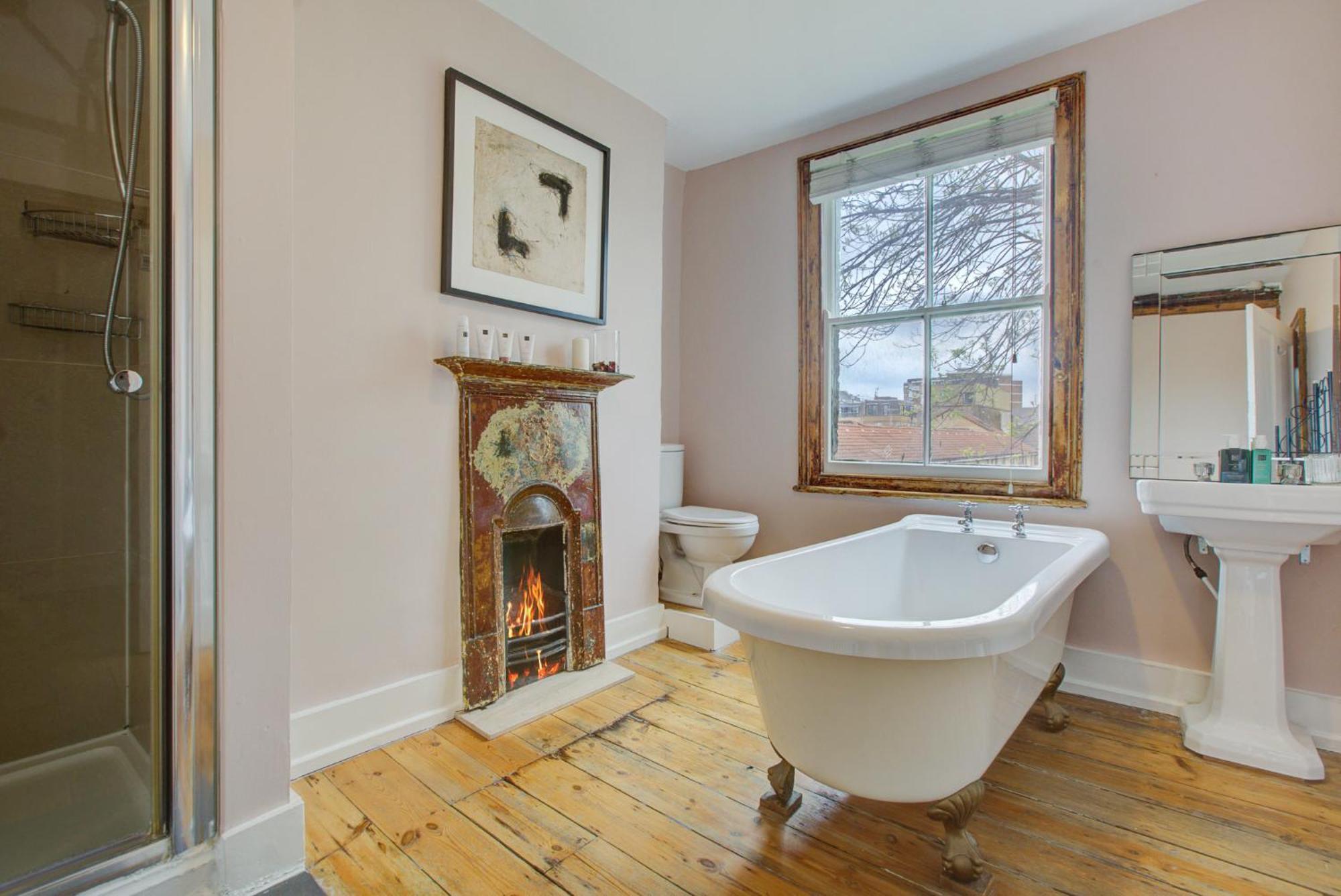 Appartement Elegant Georgian 3 Bedroom Townhouse In The Heart Of Ideal For Families And Large Group Bookings *