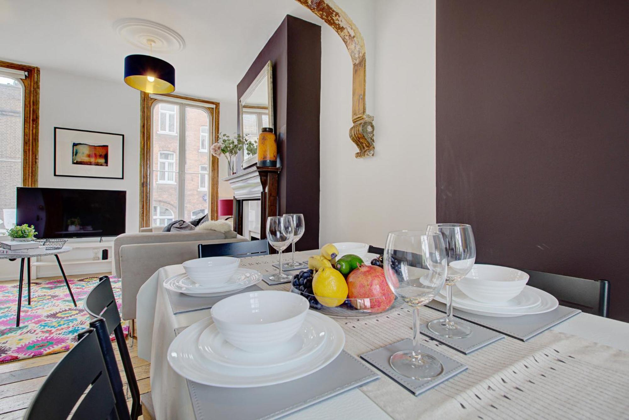 Elegant Georgian 3 Bedroom Townhouse In The Heart Of Ideal For Families And Large Group Bookings Londres