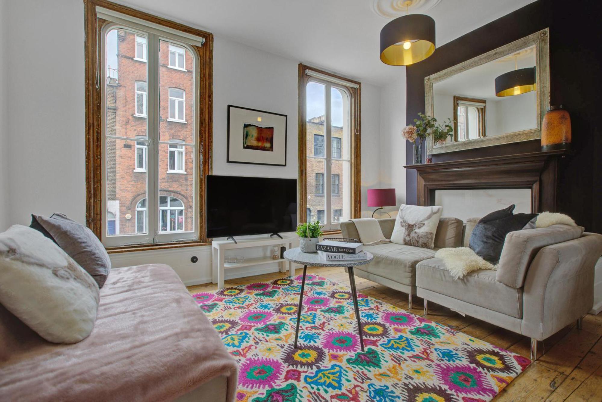 Elegant Georgian 3 Bedroom Townhouse In The Heart Of Ideal For Families And Large Group Bookings Appartement