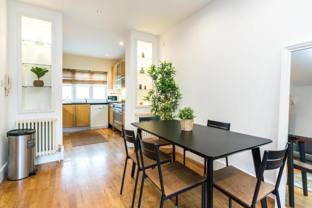Villa Comfortable Family London