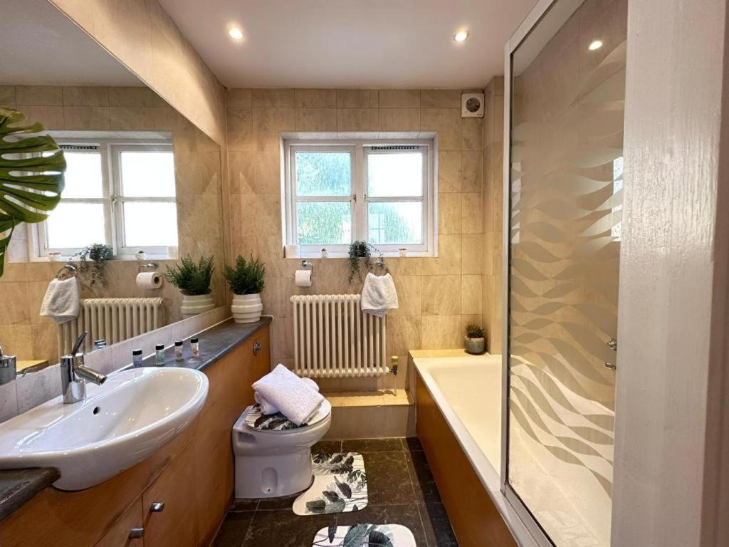 Comfortable Family Villa