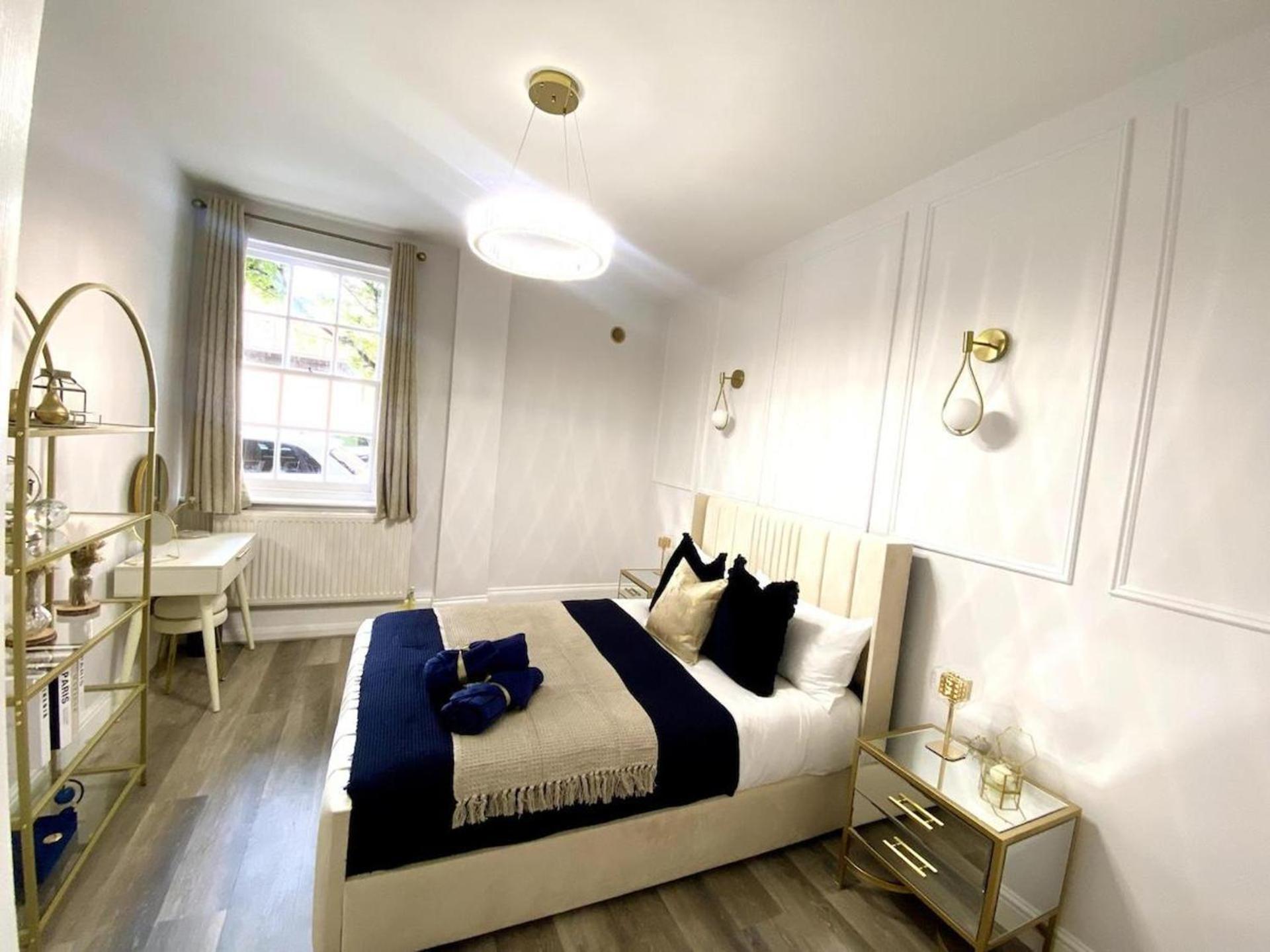 Appartement Inviting 3-bed In Londen
