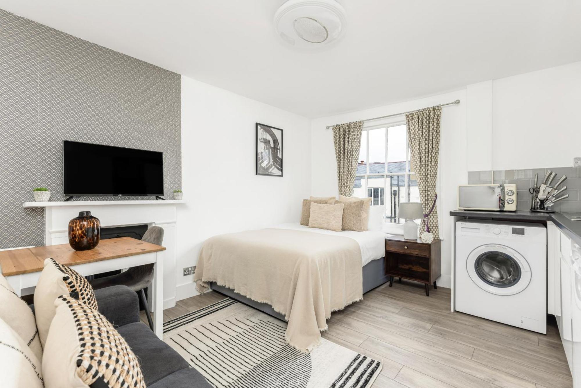 The Paddington Apartment *