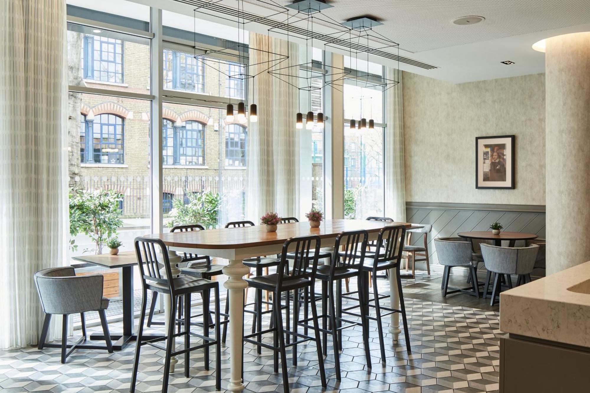Hotel By Marriott Bridge Londen