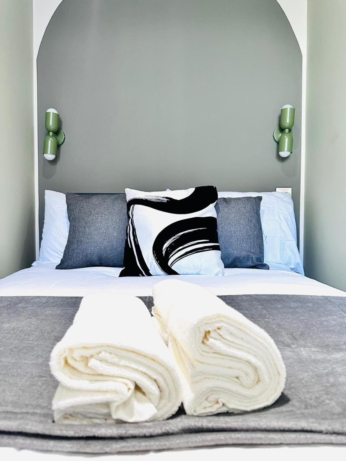 Boutique Ensuite Like London