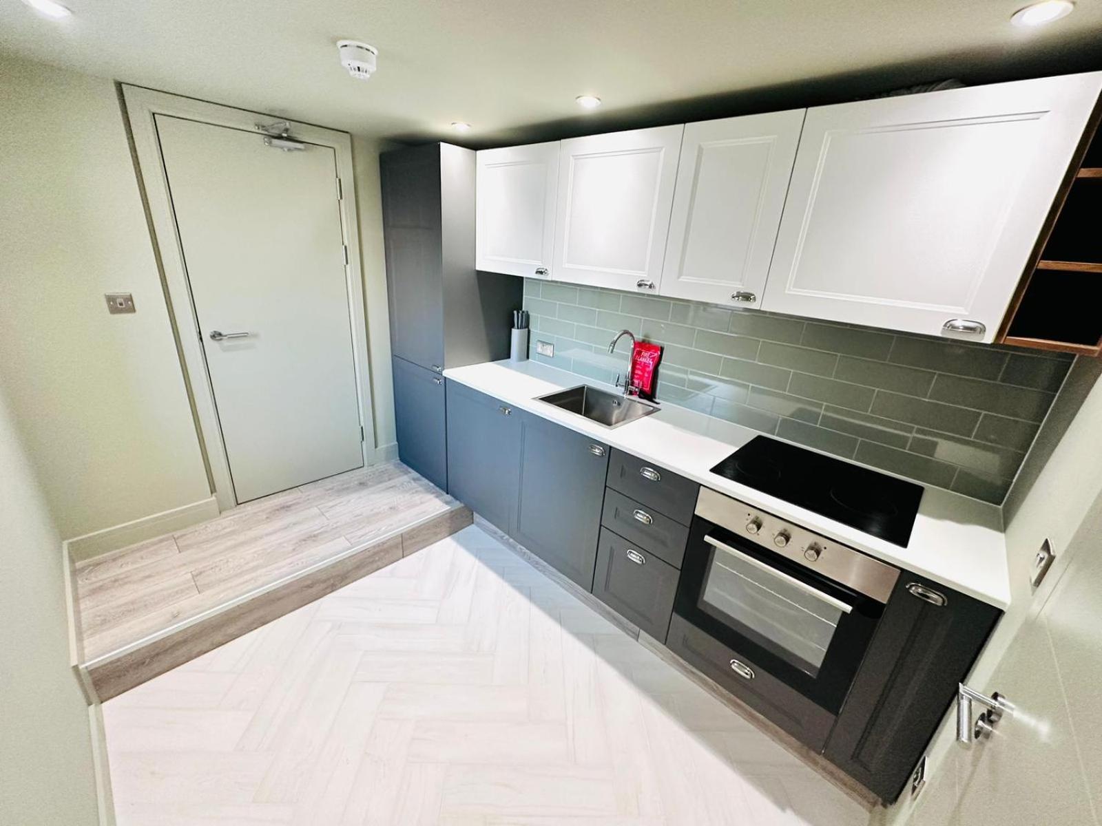 Boutique Ensuite Like * London