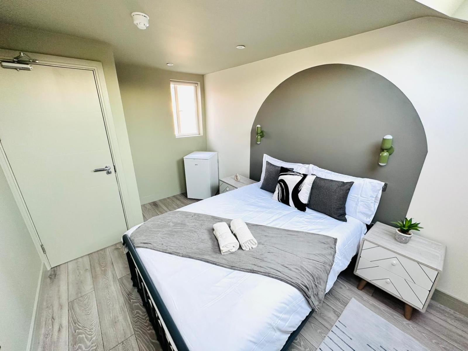 Boutique Ensuite Like * London