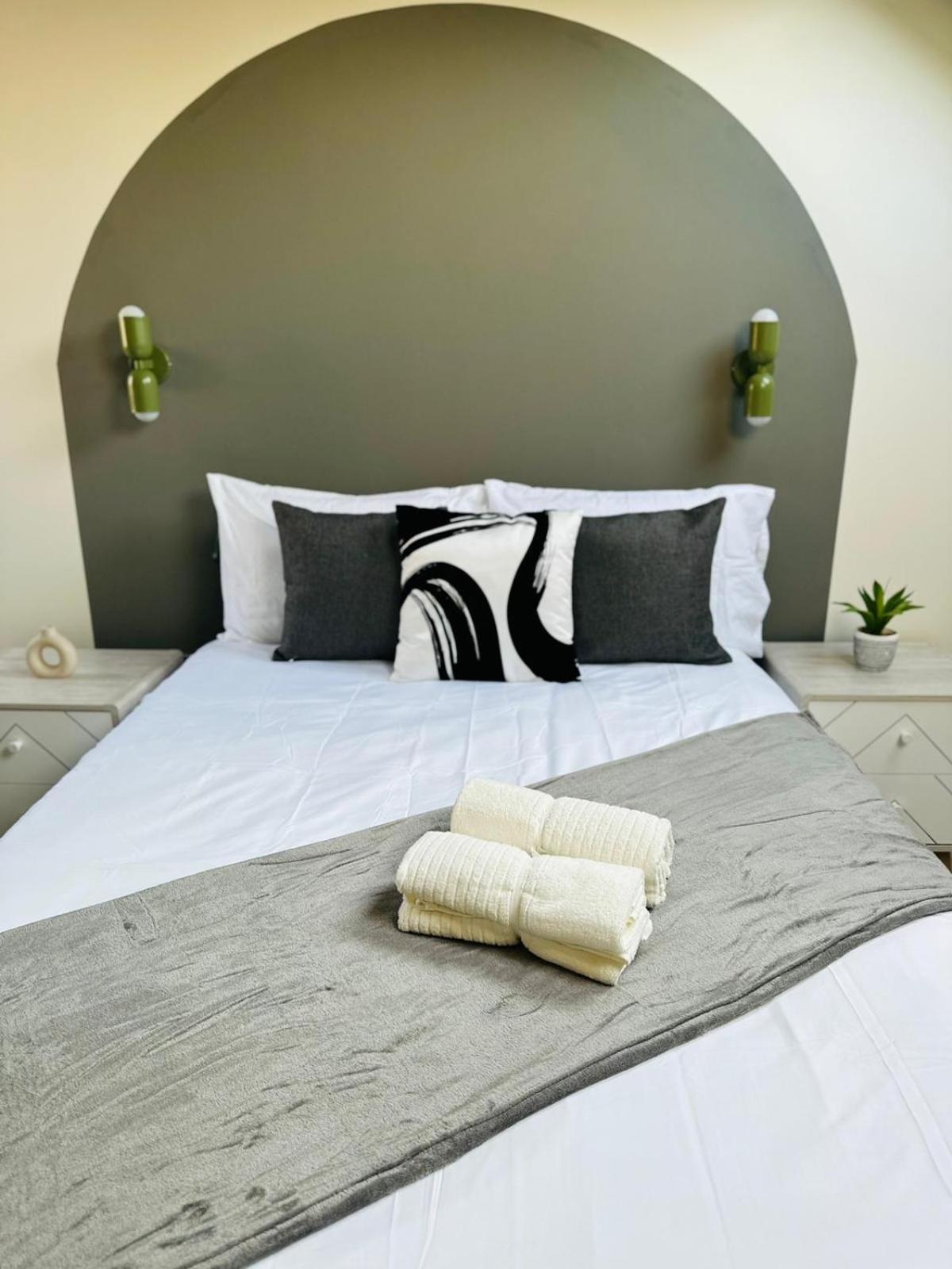 Boutique Ensuite Like London